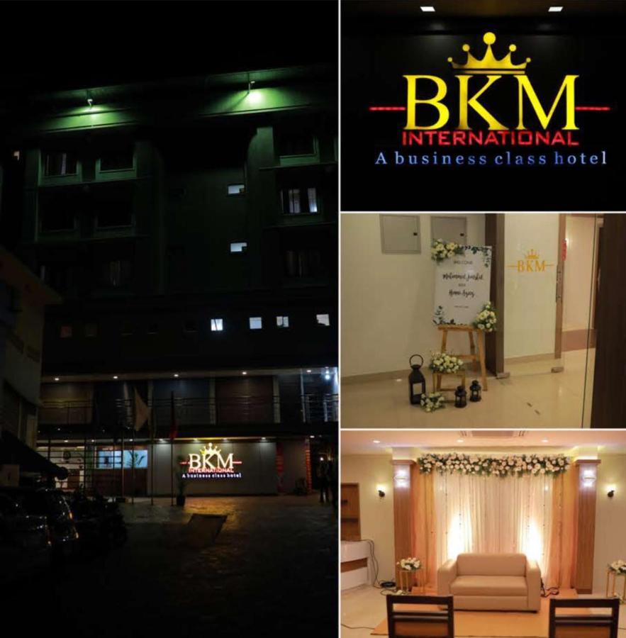 Hotel Bkm International Tellicherry Buitenkant foto